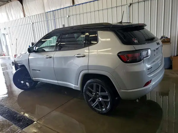3C4NJDCN3RT171889 2024 JEEP COMPASS - Image 2