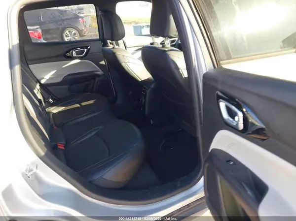 3C4NJDCN3ST500970 2025 JEEP COMPASS - Image 8