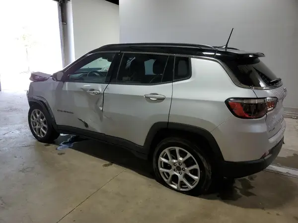 3C4NJDCN3ST508289 2025 JEEP COMPASS - Image 2