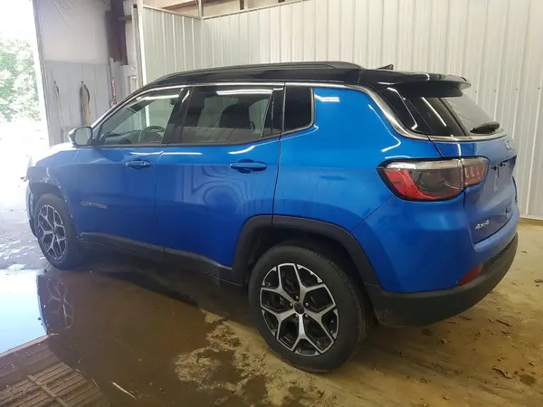 3C4NJDCN3ST511435 2025 JEEP COMPASS - Image 2
