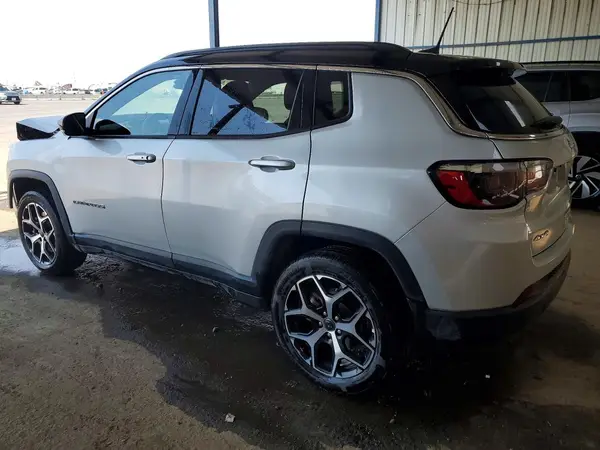 3C4NJDCN3ST512200 2025 JEEP COMPASS - Image 2