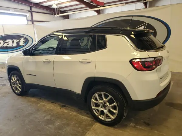 3C4NJDCN3ST513282 2025 JEEP COMPASS - Image 2