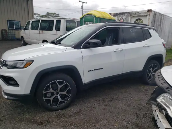 3C4NJDCN3ST518241 2025 JEEP COMPASS - Image 1