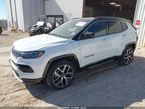3C4NJDCN3ST598298 2025 JEEP COMPASS - Image 2