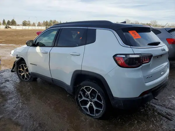 3C4NJDCN3ST600020 2025 JEEP COMPASS - Image 2