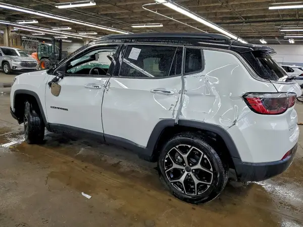 3C4NJDCN3ST605265 2025 JEEP COMPASS - Image 2