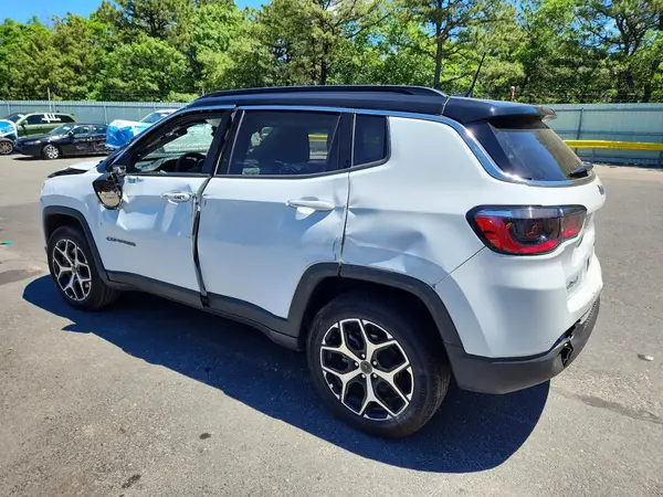 3C4NJDCN3ST613544 2025 JEEP COMPASS - Image 2