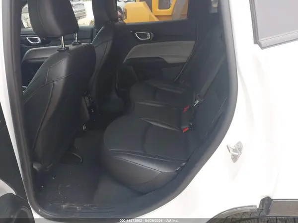 3C4NJDCN3ST614337 2025 JEEP COMPASS - Image 8