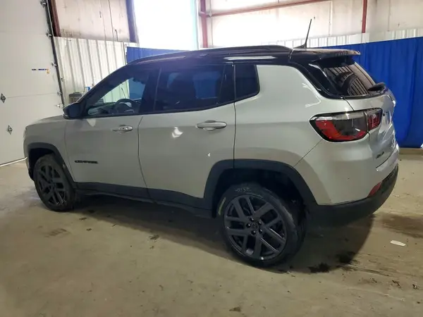 3C4NJDCN3TT187758 2026 JEEP COMPASS - Image 2