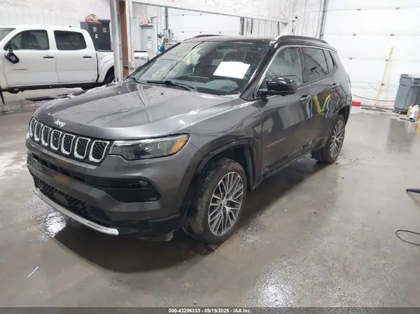 3C4NJDCN4PT568220 2023 JEEP COMPASS - Image 2