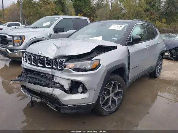 3C4NJDCN4RT135032 2024 JEEP COMPASS - Image 2