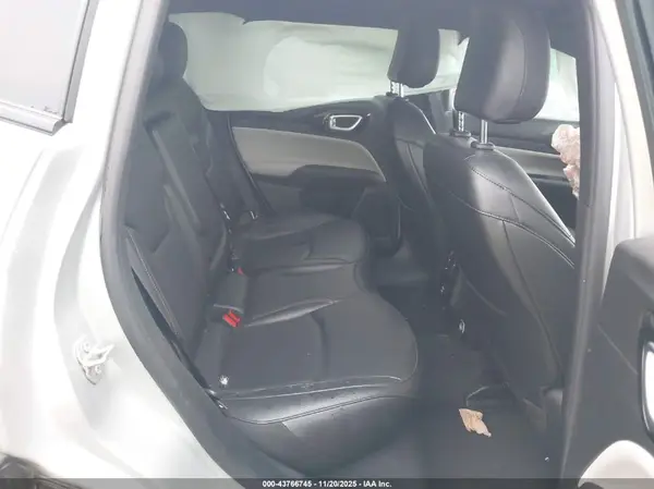 3C4NJDCN4RT135032 2024 JEEP COMPASS - Image 8