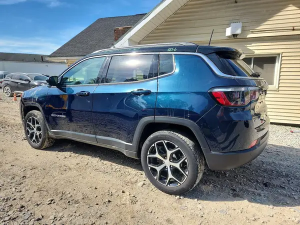 3C4NJDCN4RT158973 2024 JEEP COMPASS - Image 2