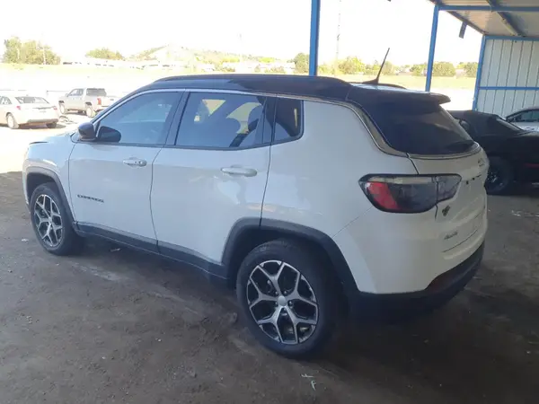 3C4NJDCN4RT173117 2024 JEEP COMPASS - Image 2