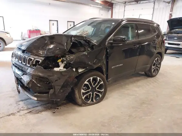 3C4NJDCN4RT582766 2024 JEEP COMPASS - Image 2