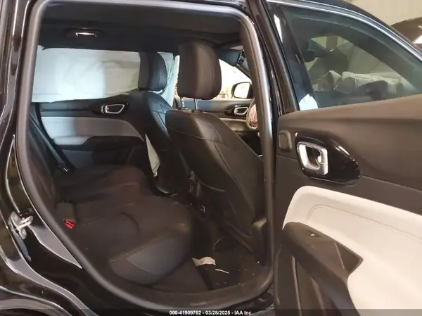 3C4NJDCN4RT582766 2024 JEEP COMPASS - Image 8