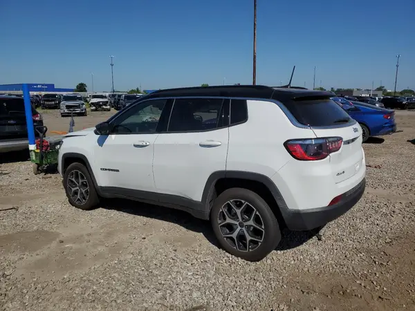 3C4NJDCN4ST504302 2025 JEEP COMPASS - Image 2
