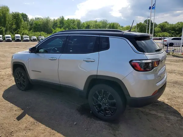 3C4NJDCN4ST521780 2025 JEEP COMPASS - Image 2