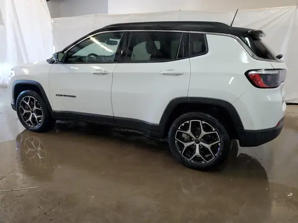 3C4NJDCN4ST524405 2025 JEEP COMPASS - Image 2