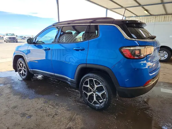 3C4NJDCN4ST525103 2025 JEEP COMPASS - Image 2