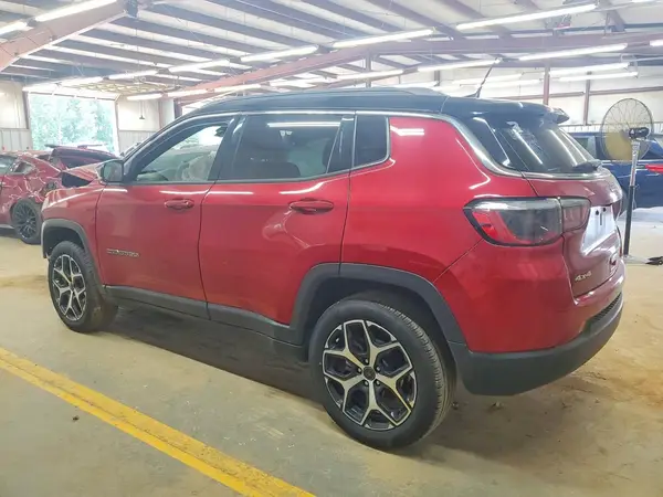 3C4NJDCN4ST552897 2025 JEEP COMPASS - Image 2