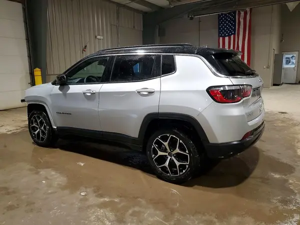 3C4NJDCN4ST557324 2025 JEEP COMPASS - Image 2