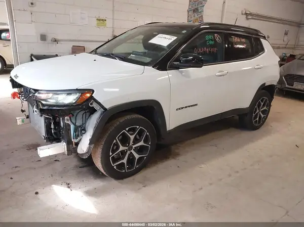 3C4NJDCN4ST558201 2025 JEEP COMPASS - Image 2