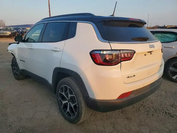 3C4NJDCN4ST567027 2025 JEEP COMPASS - Image 2