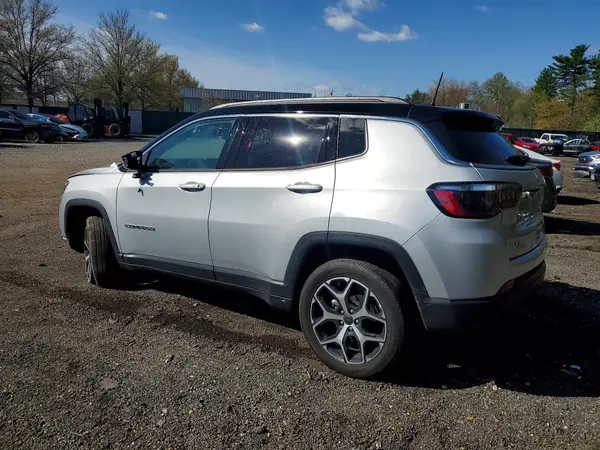 3C4NJDCN4ST580604 2025 JEEP COMPASS - Image 2