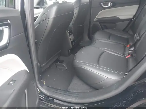 3C4NJDCN4ST588024 2025 JEEP COMPASS - Image 8