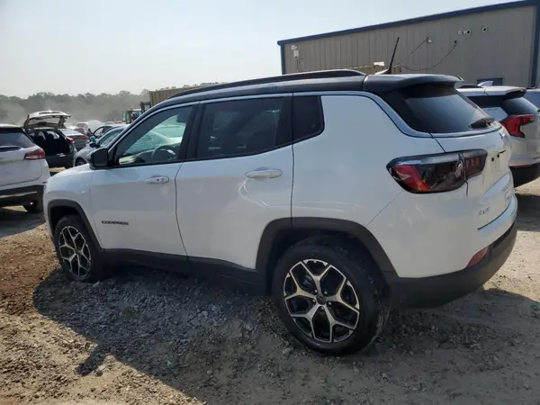 3C4NJDCN4ST590890 2025 JEEP COMPASS - Image 2