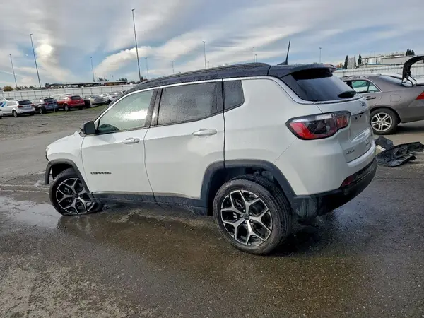 3C4NJDCN4ST605114 2025 JEEP COMPASS - Image 2
