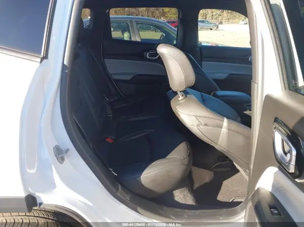 3C4NJDCN4ST613634 2025 JEEP COMPASS - Image 8