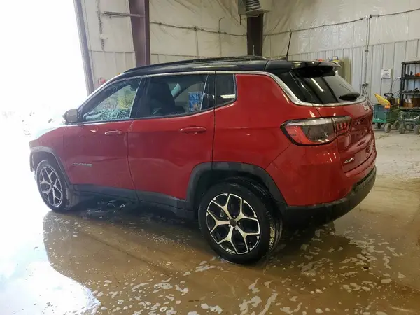 3C4NJDCN4ST625136 2025 JEEP COMPASS - Image 2