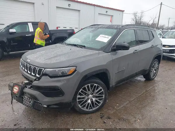 3C4NJDCN5PT536599 2023 JEEP COMPASS - Image 2