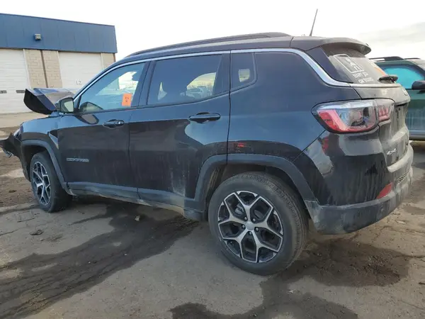 3C4NJDCN5RT102377 2024 JEEP COMPASS - Image 2