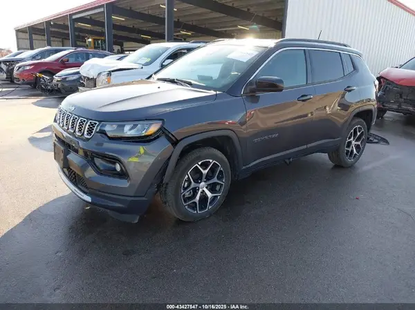 3C4NJDCN5RT130518 2024 JEEP COMPASS - Image 2