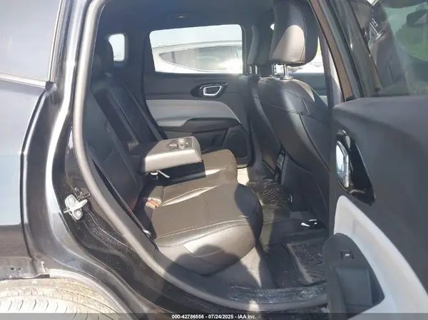 3C4NJDCN5RT143401 2024 JEEP COMPASS - Image 8