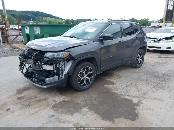 3C4NJDCN5RT165916 2024 JEEP COMPASS - Image 2