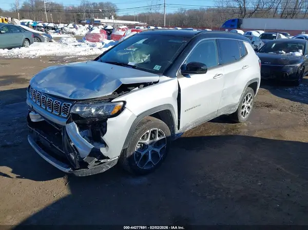 3C4NJDCN5RT174504 2024 JEEP COMPASS - Image 2