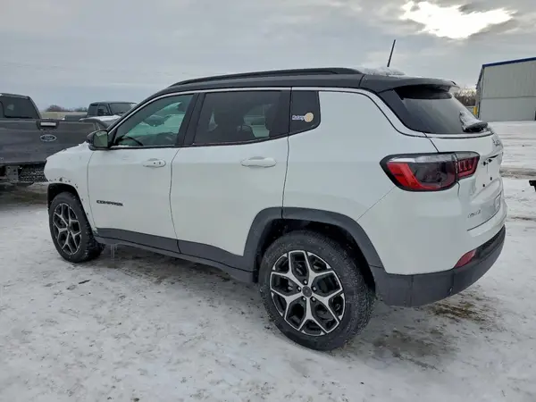 3C4NJDCN5ST504728 2025 JEEP COMPASS - Image 2