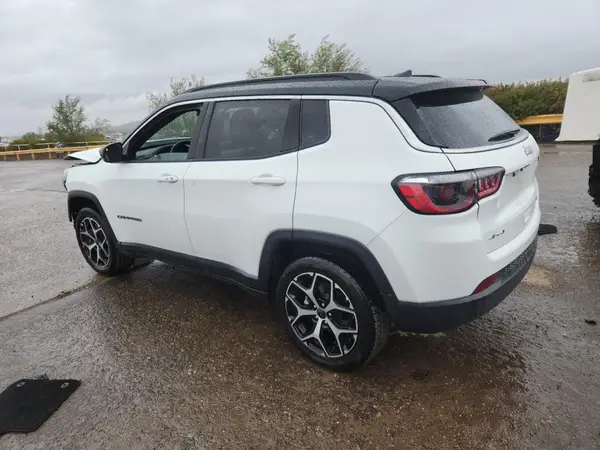 3C4NJDCN5ST509654 2025 JEEP COMPASS - Image 2