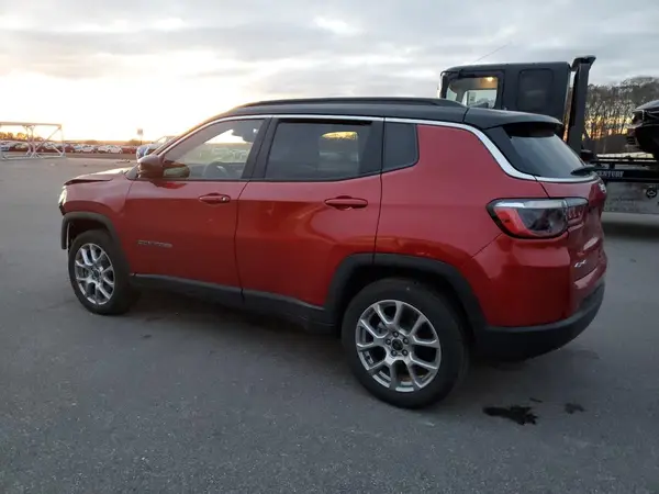 3C4NJDCN5ST513249 2025 JEEP COMPASS - Image 2