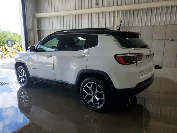 3C4NJDCN5ST524431 2025 JEEP COMPASS - Image 2