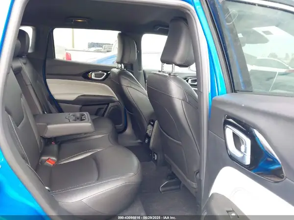 3C4NJDCN5ST528348 2025 JEEP COMPASS - Image 8