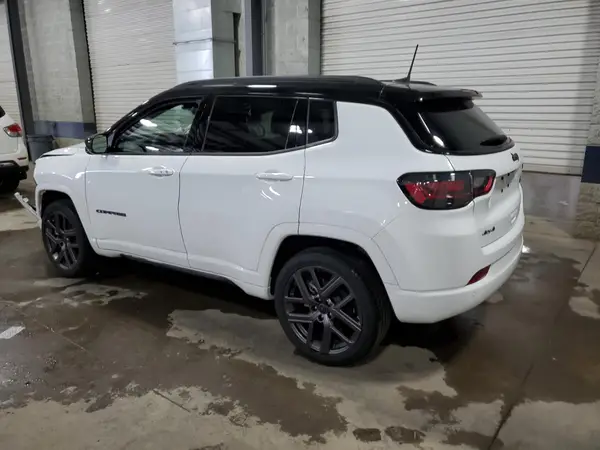 3C4NJDCN5ST540175 2025 JEEP COMPASS - Image 2