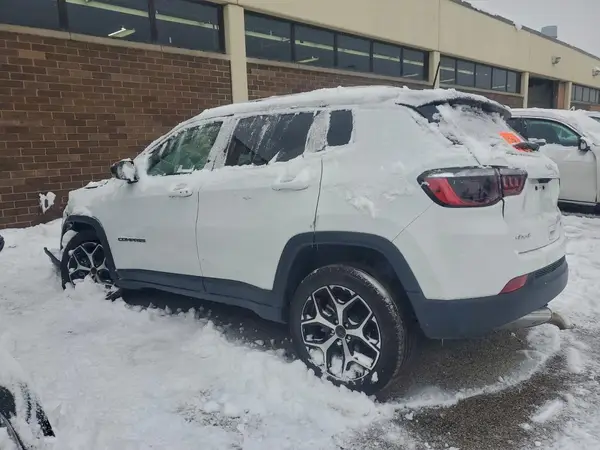 3C4NJDCN5ST545313 2025 JEEP COMPASS - Image 2