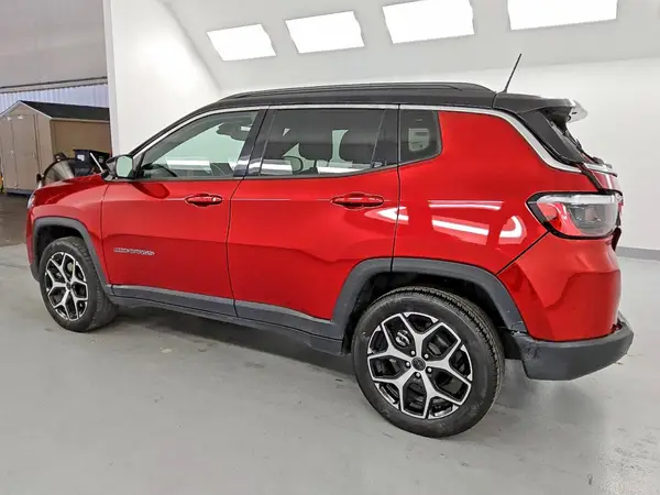 3C4NJDCN5ST553072 2025 JEEP COMPASS - Image 2