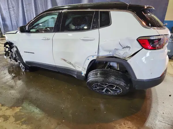 3C4NJDCN5ST557252 2025 JEEP COMPASS - Image 2