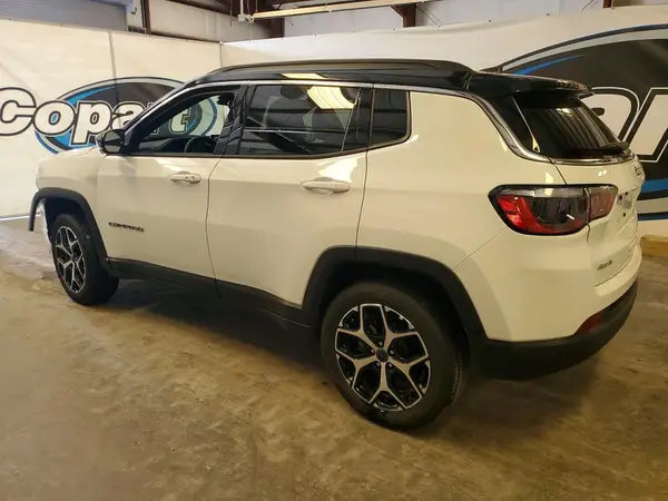 3C4NJDCN5ST581437 2025 JEEP COMPASS - Image 2